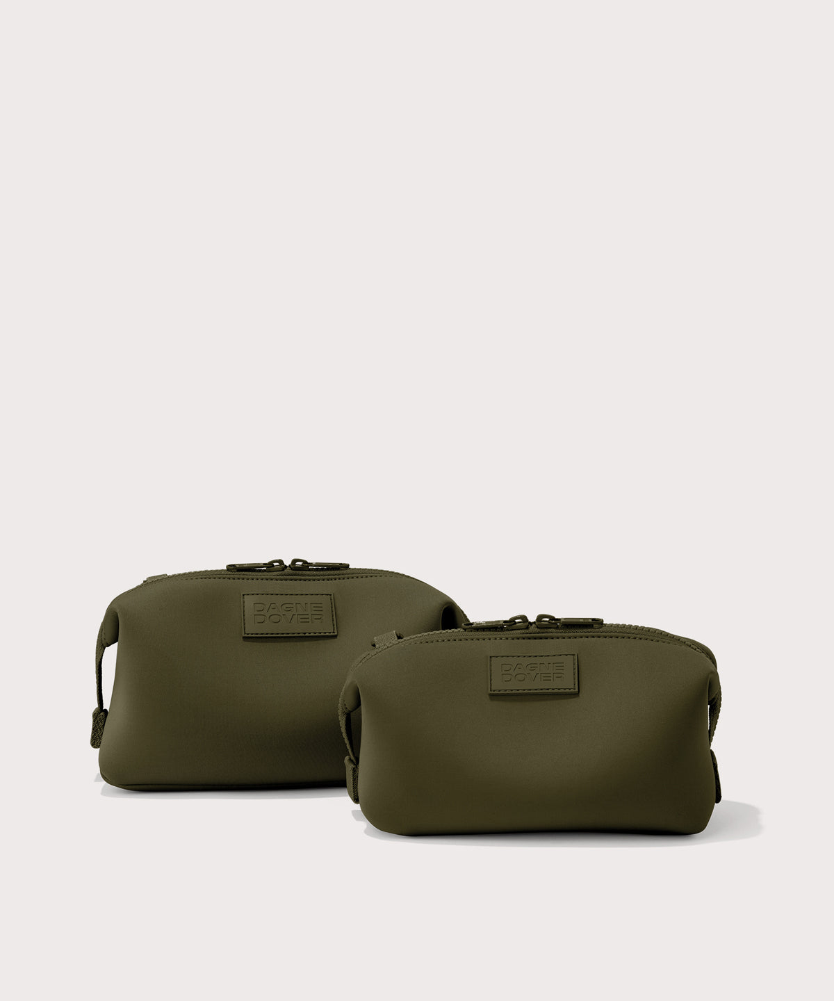 Hunter Toiletry Bag in Dark Moss, Large - Image 3