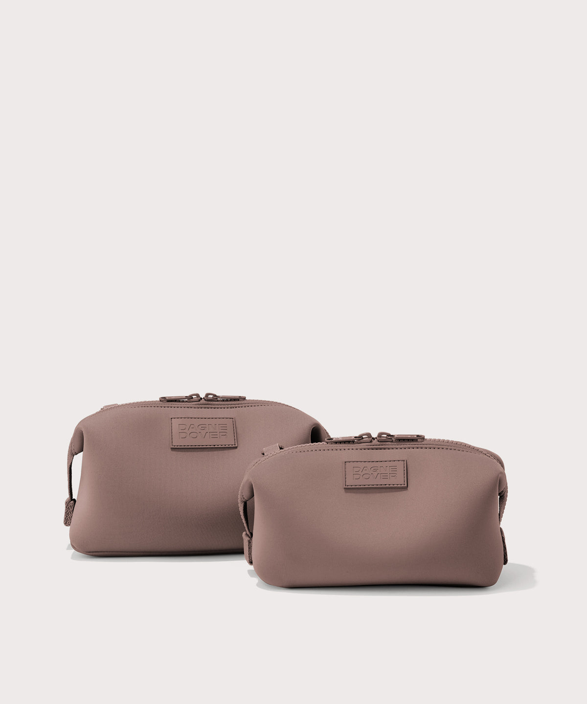Hunter Toiletry Bag in Dune, Small - Image 3