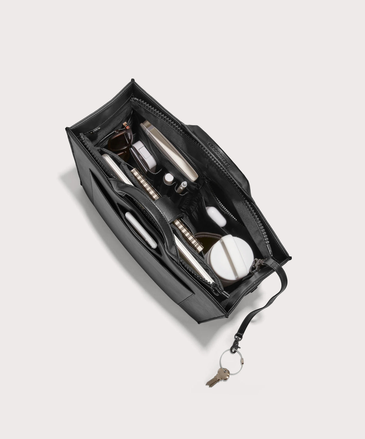 Daily Tote in Onyx, Medium - Image 2