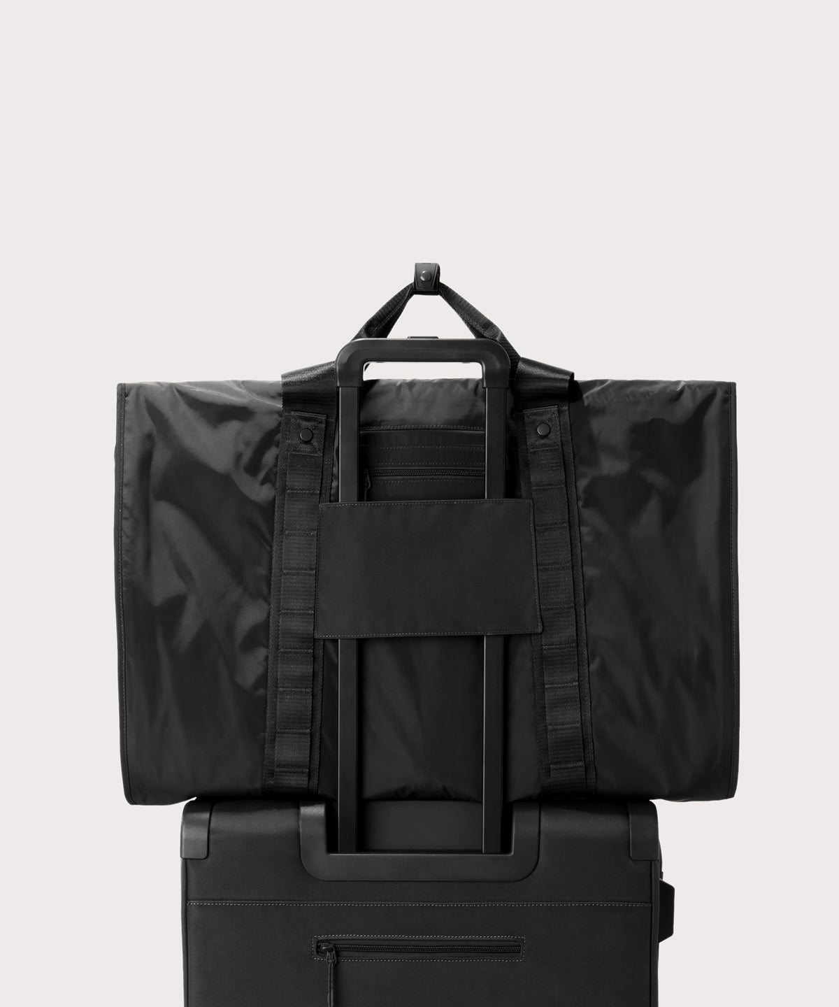 Capri Garment Bag in Onyx - Image 5